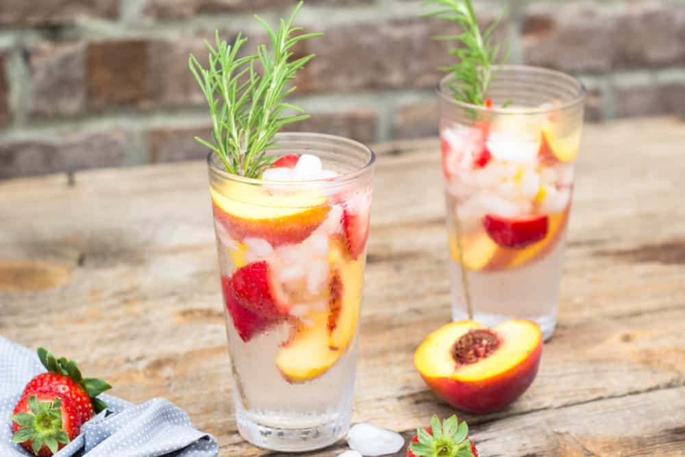 Peach And Strawberry Gin And Tonic | Kimbrough Daniels